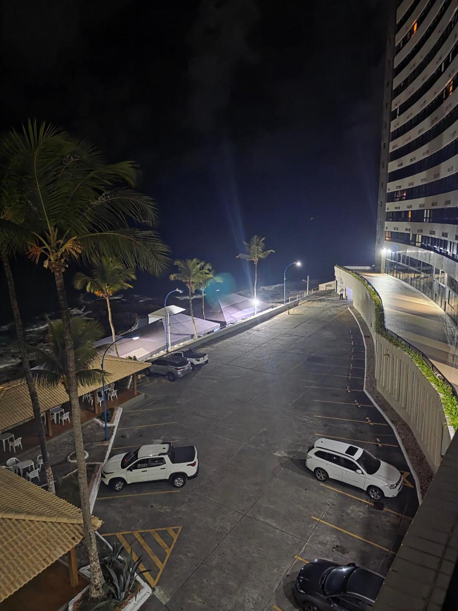 Apartamento no Ondina Apart Hotel Salvador Esterno foto